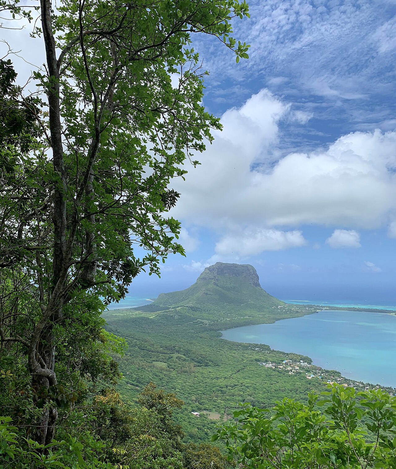 Le Morne Lodge